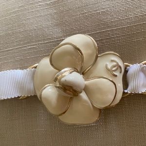 CHANEL White and Gold Chain Camellia Flower Belt